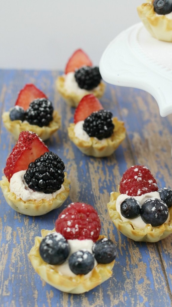 Easy Mini Fruit Tart Recipe - 4th of July Party Food