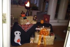 FloraCraft Hay Bales for Fall Decorating
