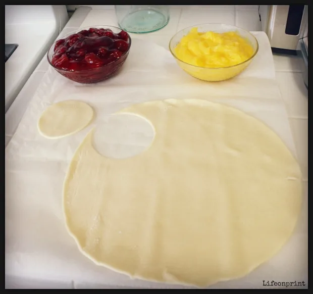 making mini pies