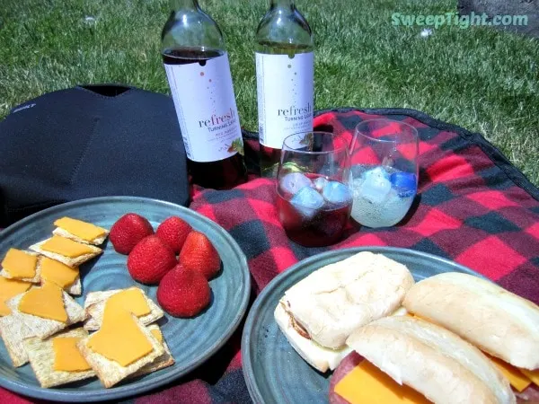 Summer picnic with Turning Leaf wine over ice.