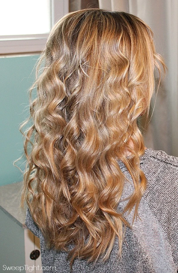 Curls that last with Karmin Clipless Curling Iron