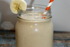 Energizing Peanut Butter Banana Breakfast Shake Recipe