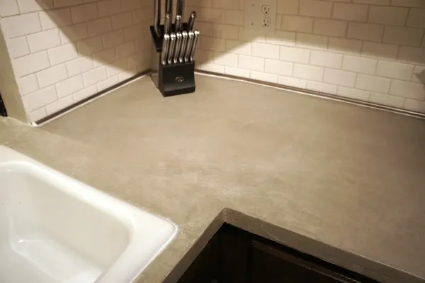 Affordable Countertop Refinishing with Encore Countertop Kit