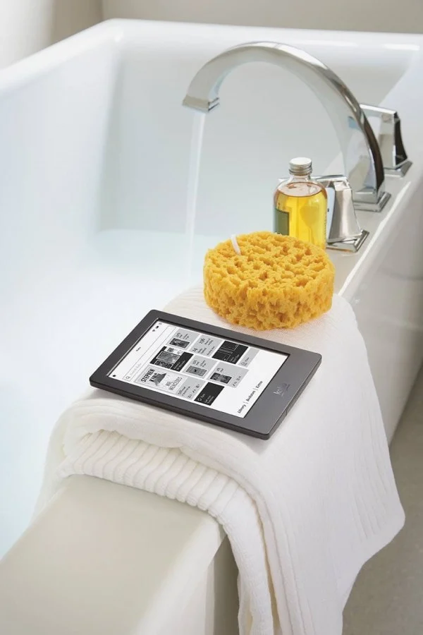 Bathtub Reading with Kobo #ReadMore New Years Resolution