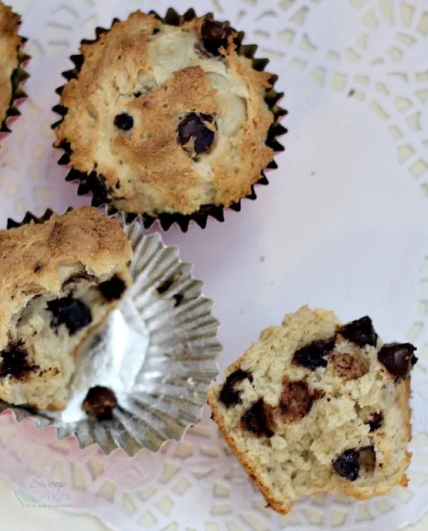 Vanilla Rich Chocolate Chip Muffins Recipe