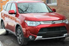 2015 Mitsubishi Outlander Impressive Safety Features