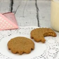 Easy Peanut Butter Cookie Recipe - Only 5 Ingredients