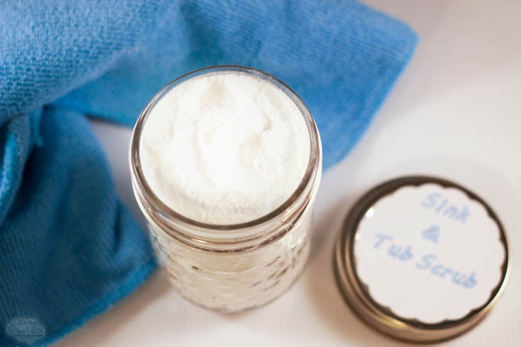 DIY Scrub for Tub and Sink Cleaning