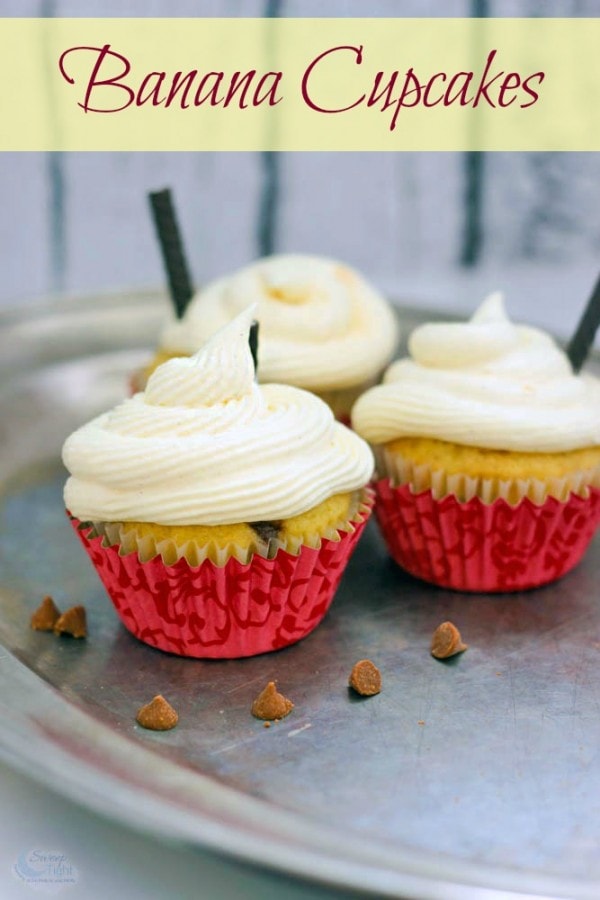 Banana Cupcakes Recipe with Vanilla Pudding Frosting