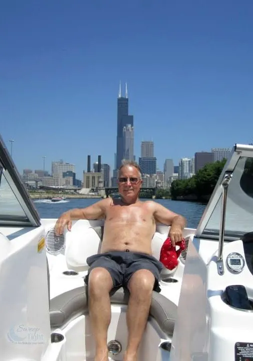 Dad boating in the Chicago River