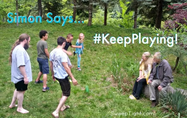 Let older family members be Simon so they can stay seated. Family Fun #KeepPlaying #ad