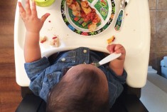 Tips to Teach Toddler Meal-Time Independence
