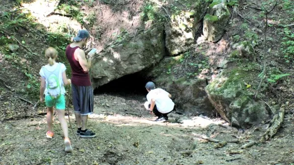 Small cave in the Allegheny Mountains #MFRoadTrip