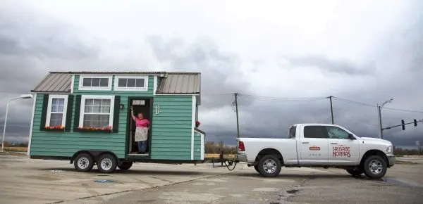 Free Sausage in Chicago Delivered by Nonnas in Tiny Homes