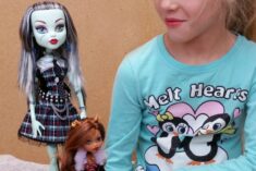 The new Monster High dolls are awesome! #toysrus #ad