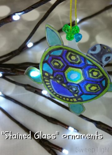 I figured out how to relieve stress and send a smile to a loved one! DIY Stained Glass ornament tutorial