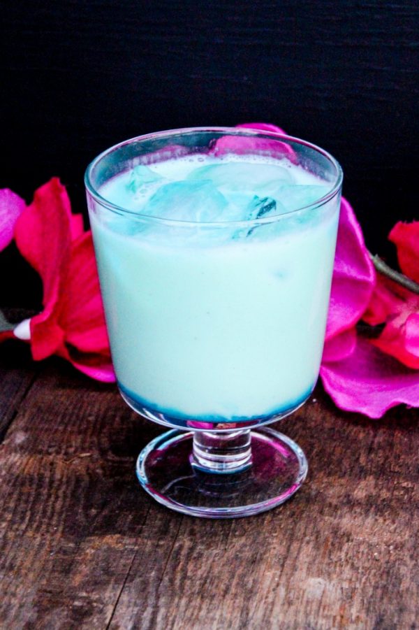 Blue Mixed Drink Recipe - Blue Snowball