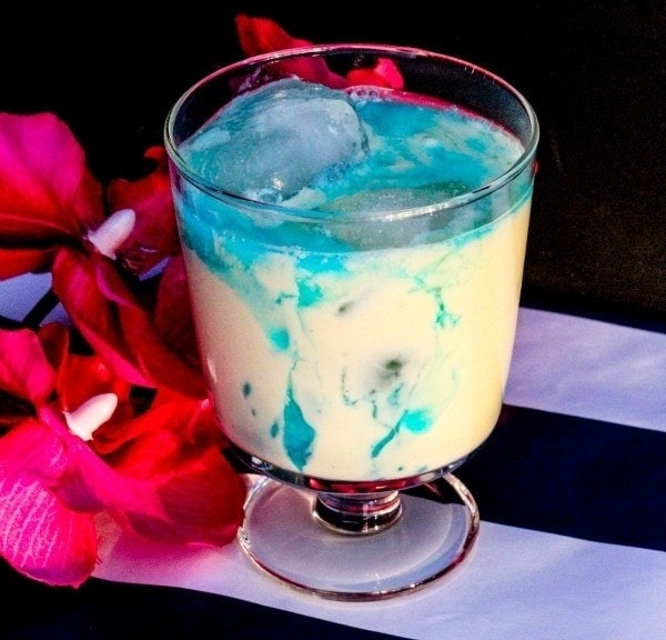 Blue Mixed Drink Recipe - Blue Snowball
