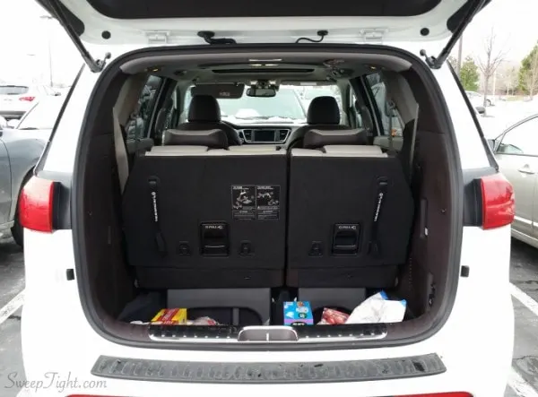 2016 Kia Sedona trunk space. 