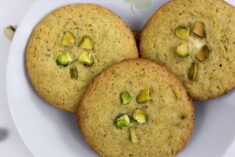 Super easy four leaf clover cookies with pistachios