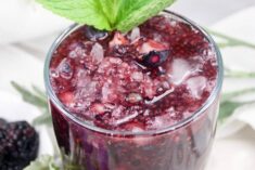 Blackberry and Raspberry Chia Seeds Drink Recipe