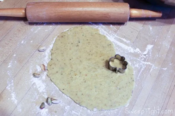 Easy St. Patrick's Day Cookie Recipe with Pistachios