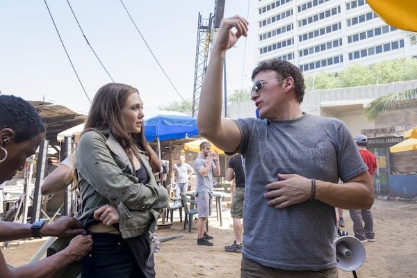 Exclusive Interview with Elizabeth Olsen and Jeremy Renner for Captain America: Civil War #CaptainAmericaEvent