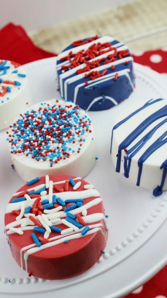 Patriotic Chocolate Covered Oreos