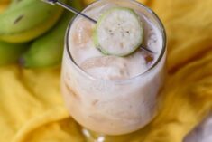 Easy Banana RumChata Cocktail Recipe