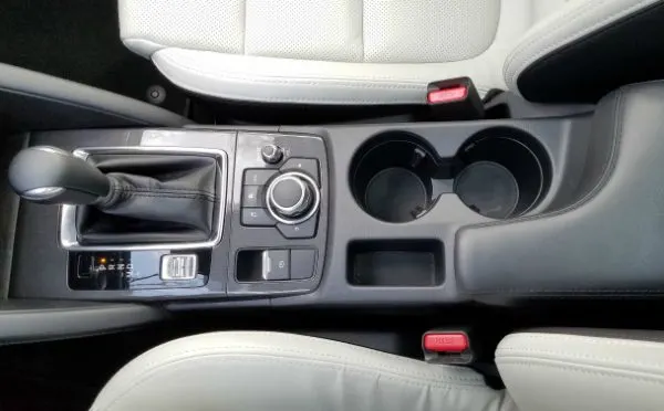 Center console - 2016 Mazda CX-5