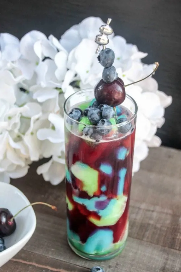 Bomb Pop Cocktail - Iced Cake Bomb Slushy Recipe