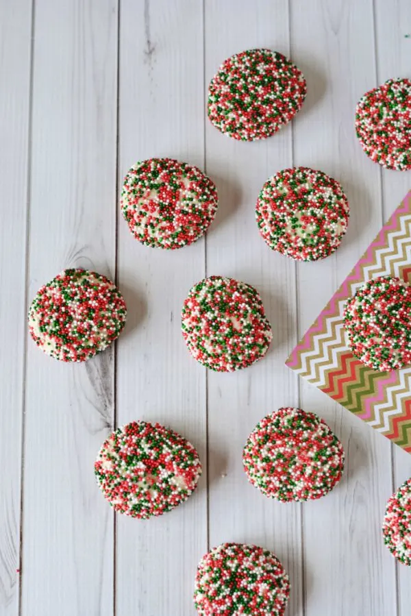Christmas Shortbread Cookies wit red and green sprinkles. 