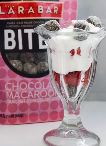 Yogurt parfait with Larabar Bites
