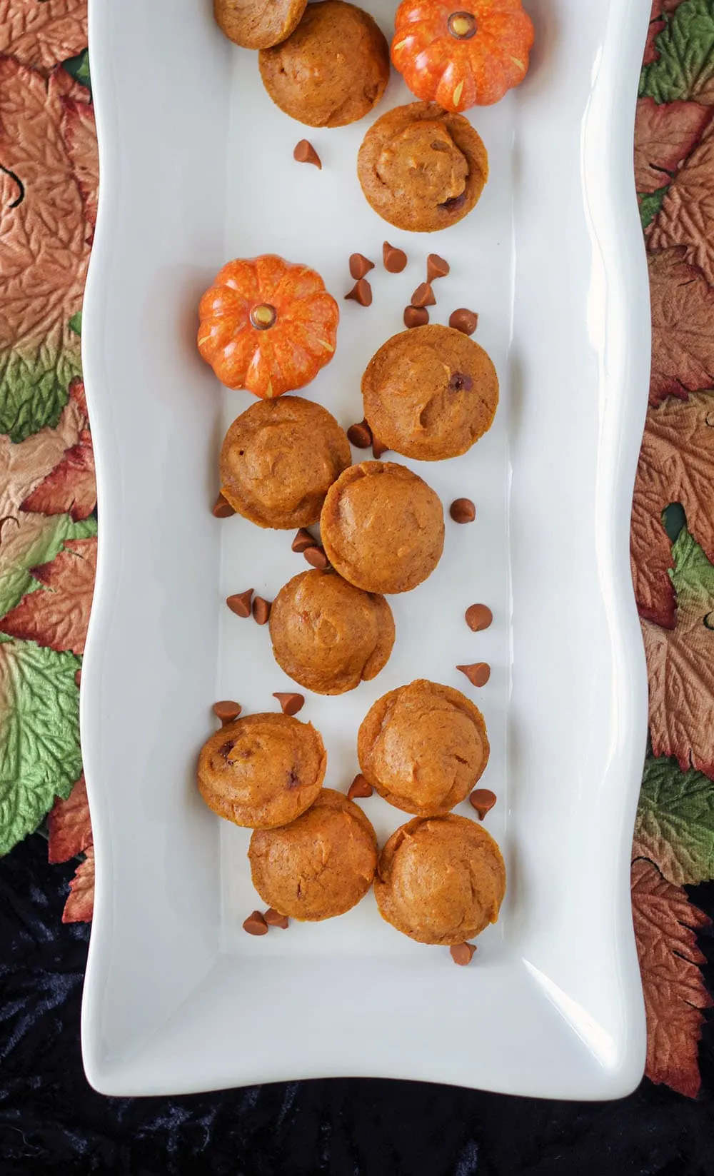 This Pumpkin Cake Pan Mold Is Perfect for Spiced Fall Cakes and Treats