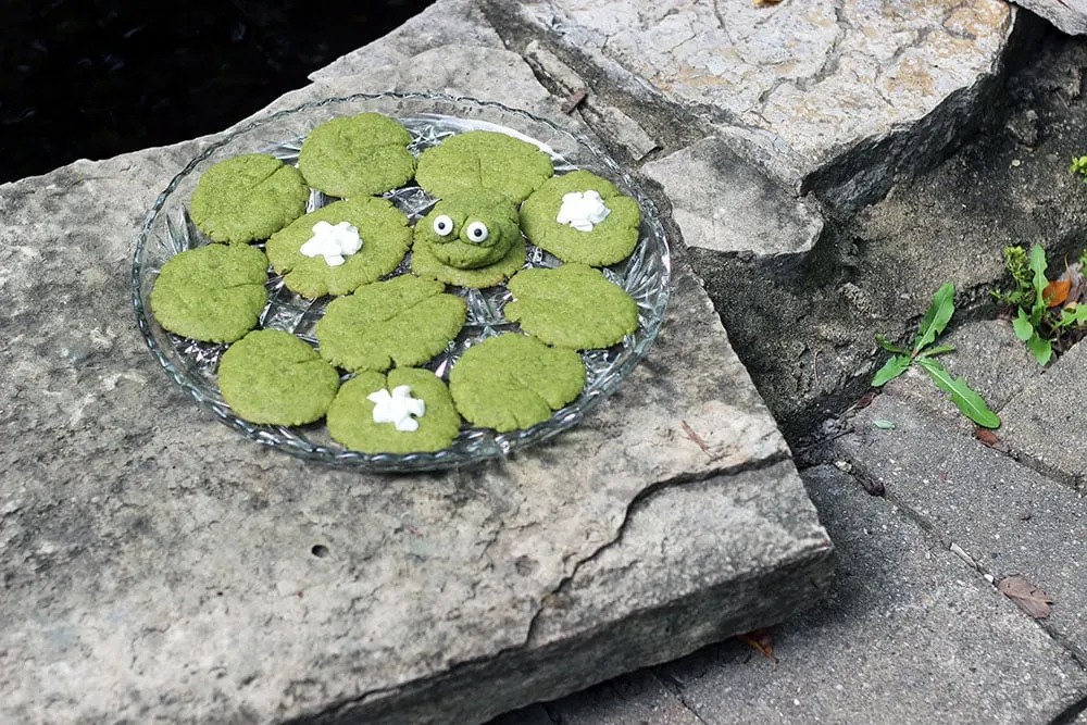 Plate of lily pad cookies and a frog cookie