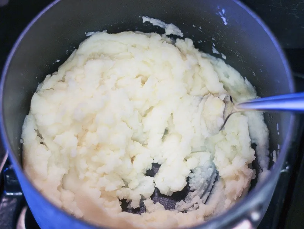 Fast Mashed Potatoes for Sunday Dinner Any Night