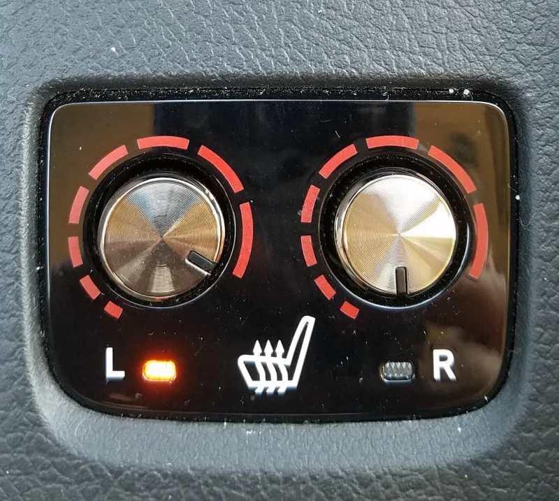 2016 Toyota Avalon Touring heated seats controls. 