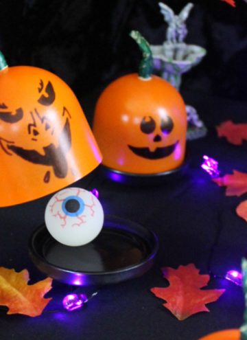 DIY Trick or Treat Game - Mini Pumpkin Surprise