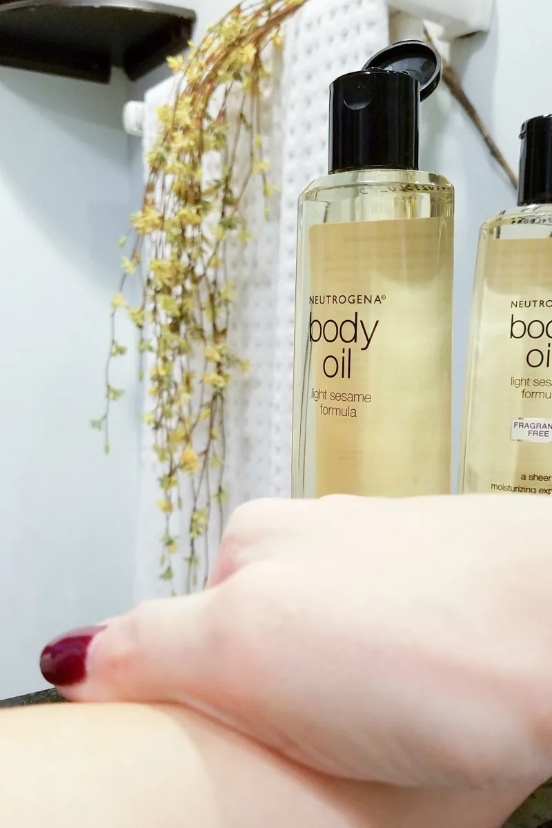 Skin care in winter is easy with Neutrogena #BodyOil #IC AD 