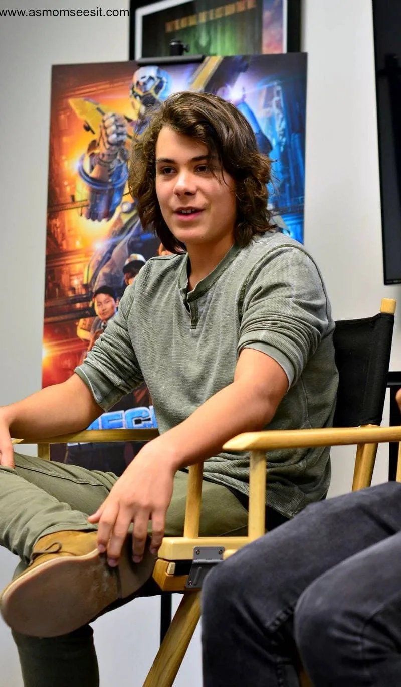 Pearce Joza at MECH-X4 Cast Interviews.