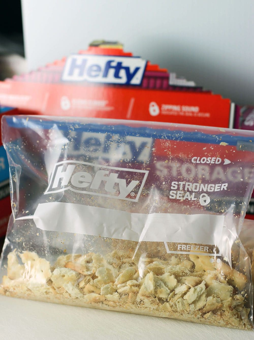 Hefty Slider bags are great for smashing crackers. They secure tightly with no spills.
