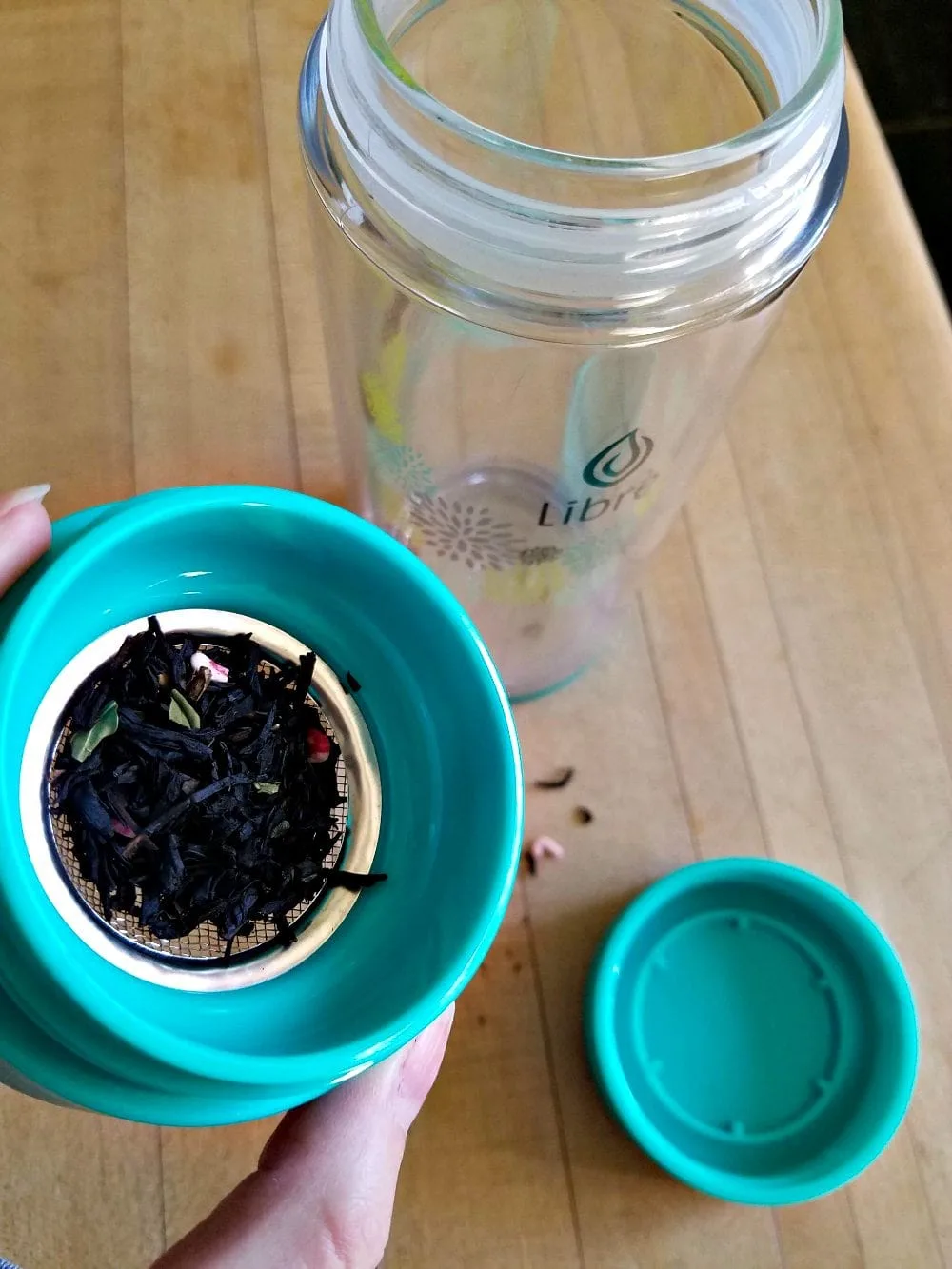 Loose leaf tea with a Libre tea glass mug.