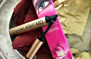 How to Get Thicker Eyebrows and Lashes - Unbelievable Beauty Find
