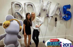 How to Host the Best Radio Disney Music Awards Viewing Party with Printables