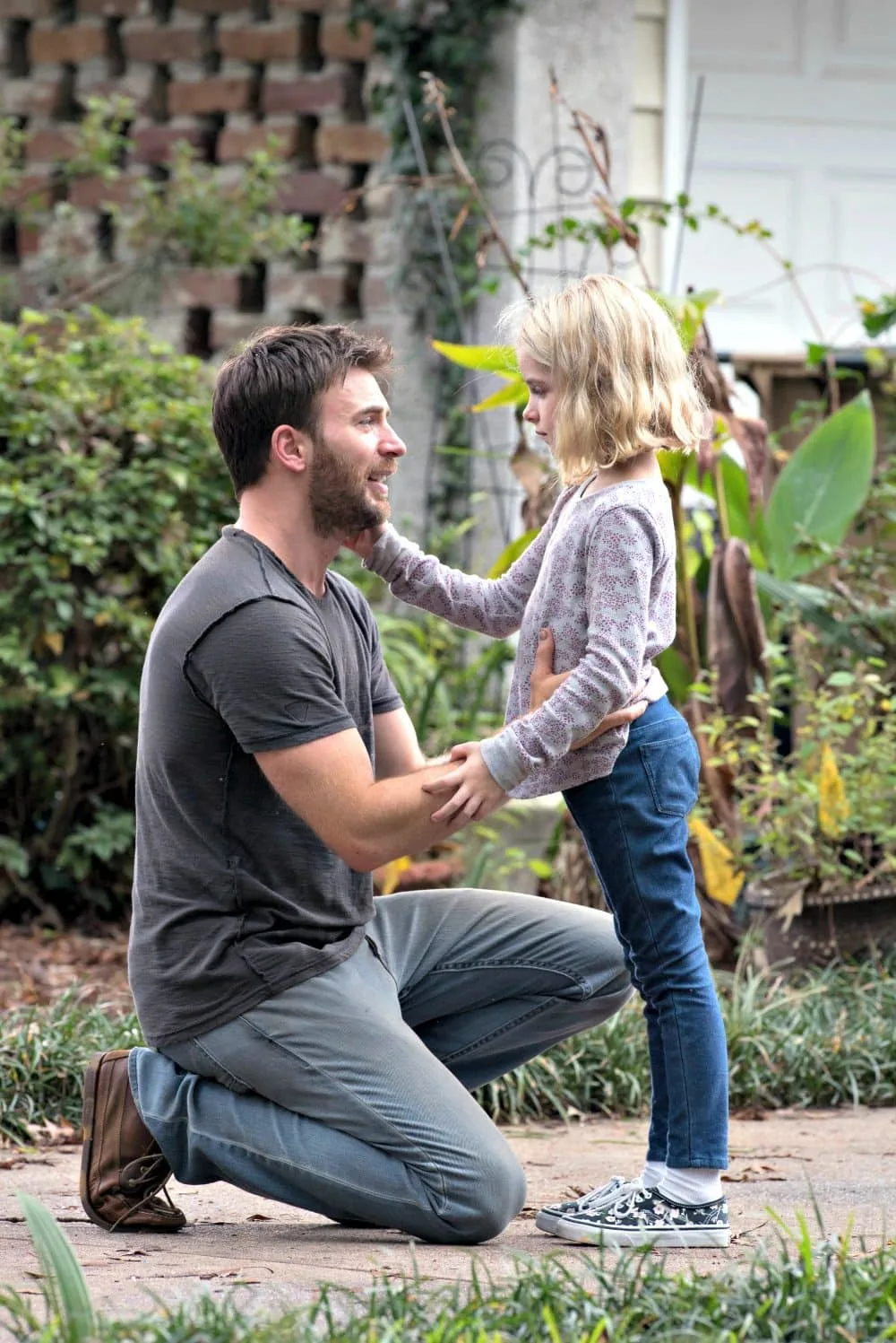 Why You Need to See Chris Evans' New Movie: Gifted plus Cast Interviews