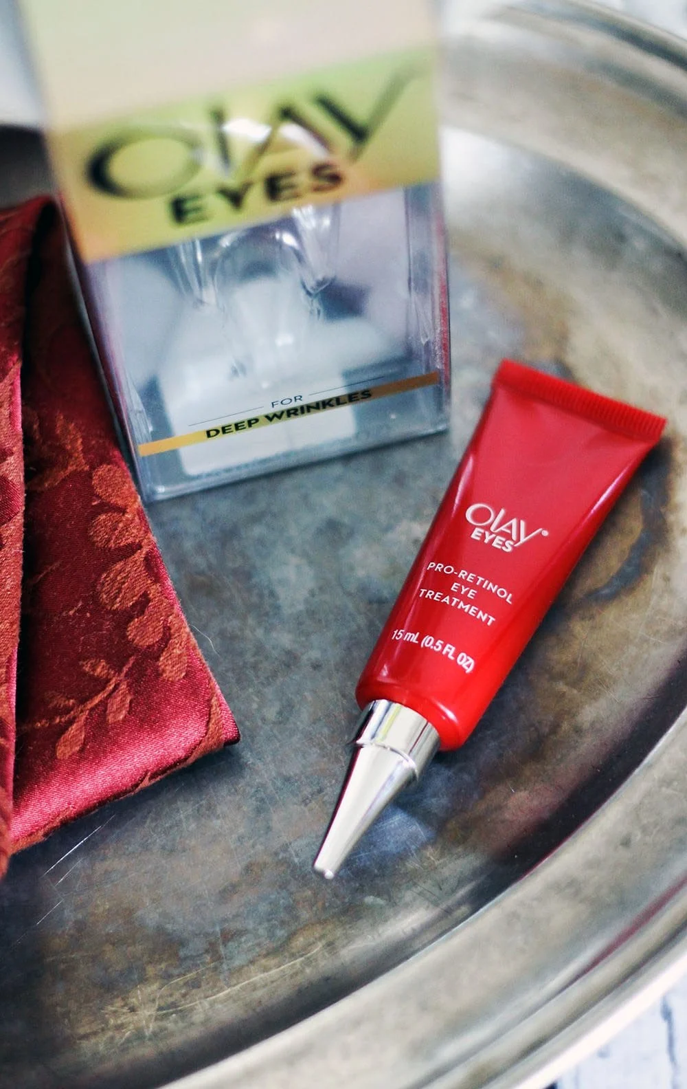 Olay Eyes Pro-retinol Eye Treatment - doesn't bother my sensitive eyes!