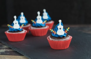 Adorable Disney Pixar Coco Inspired Guitar Cupcakes Recipe with Printables