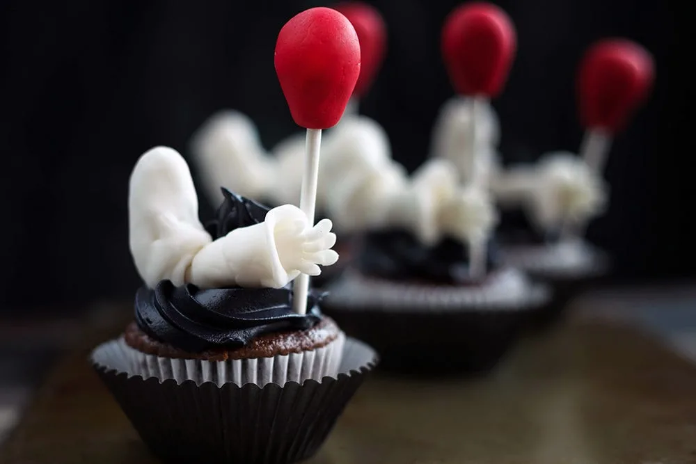 IT movie inspired cupcakes.