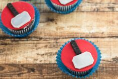Marvel Cupcakes - Thor Ragnorok Inspired Cupcake Recipe