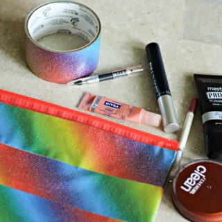 Super Simple, Magical DIY Makeup Bag or Binder Supply Bag